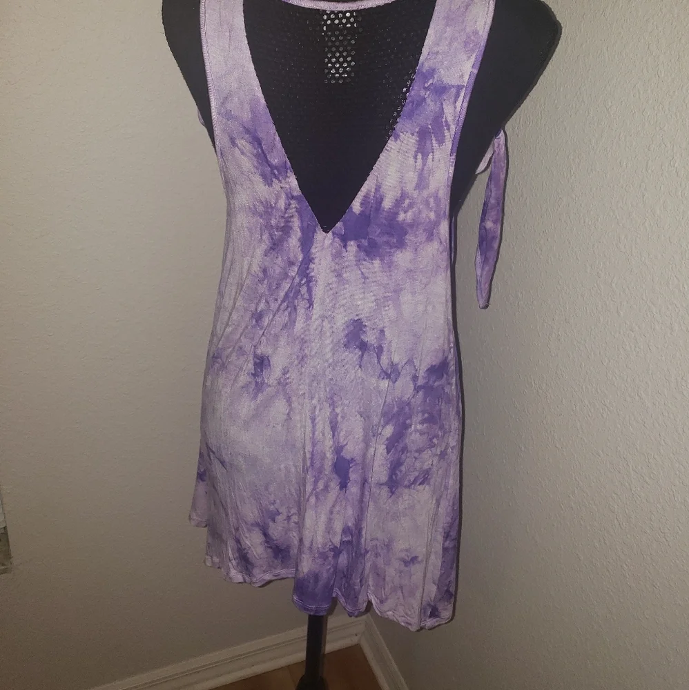 Just In: Lilac Tank w/ Glitter Sugar Skull Inspired Design - Picture 9 of 11